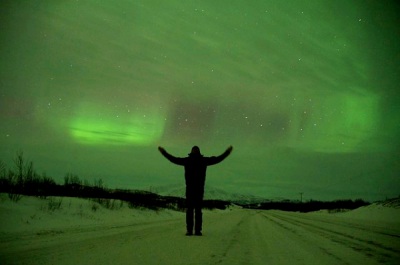 Polárna žiara aurora borealis.